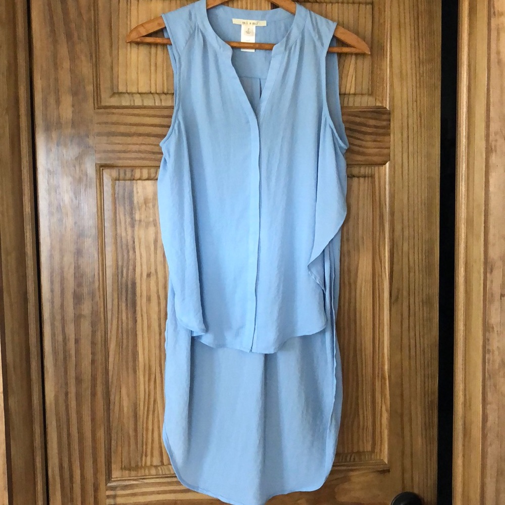 Light blue high low tank